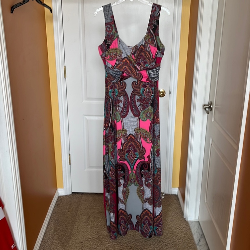 Beautiful long dress fromVenus Multi colored